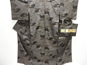 雲模様織り出し本場泥大島紬着物